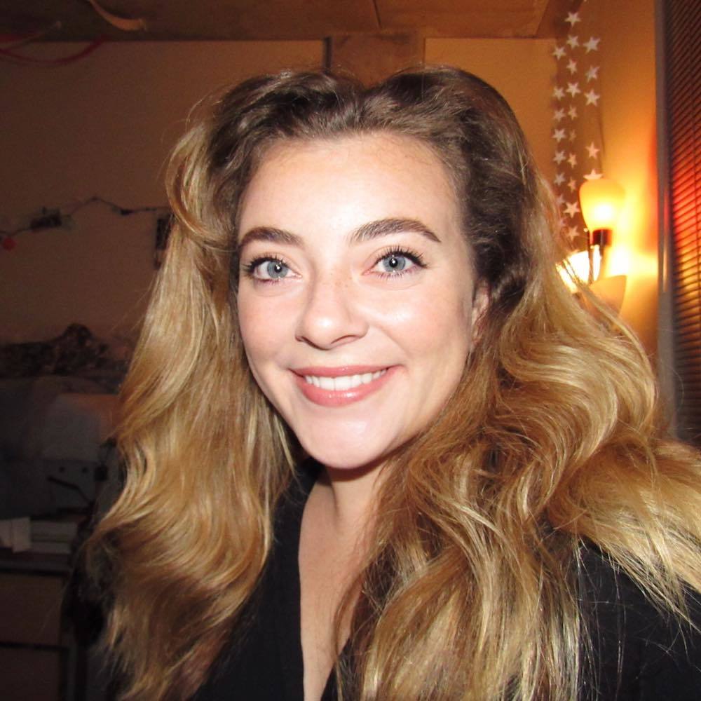 Meet your Posher, Lena